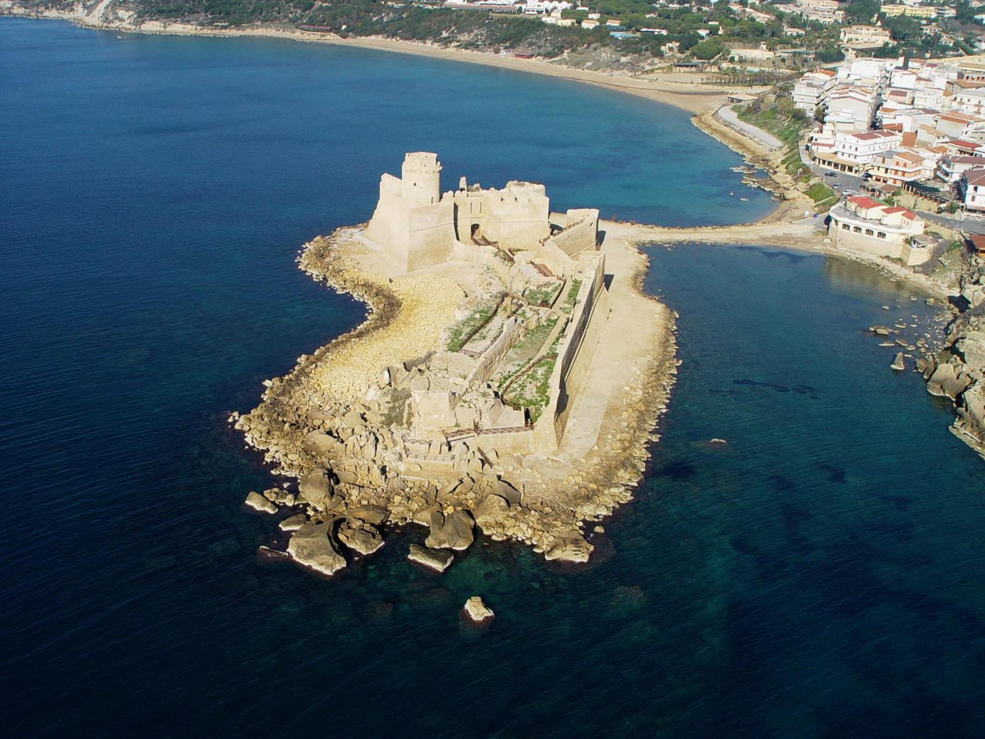 Villa Aurora Le Castella  Bagian luar foto